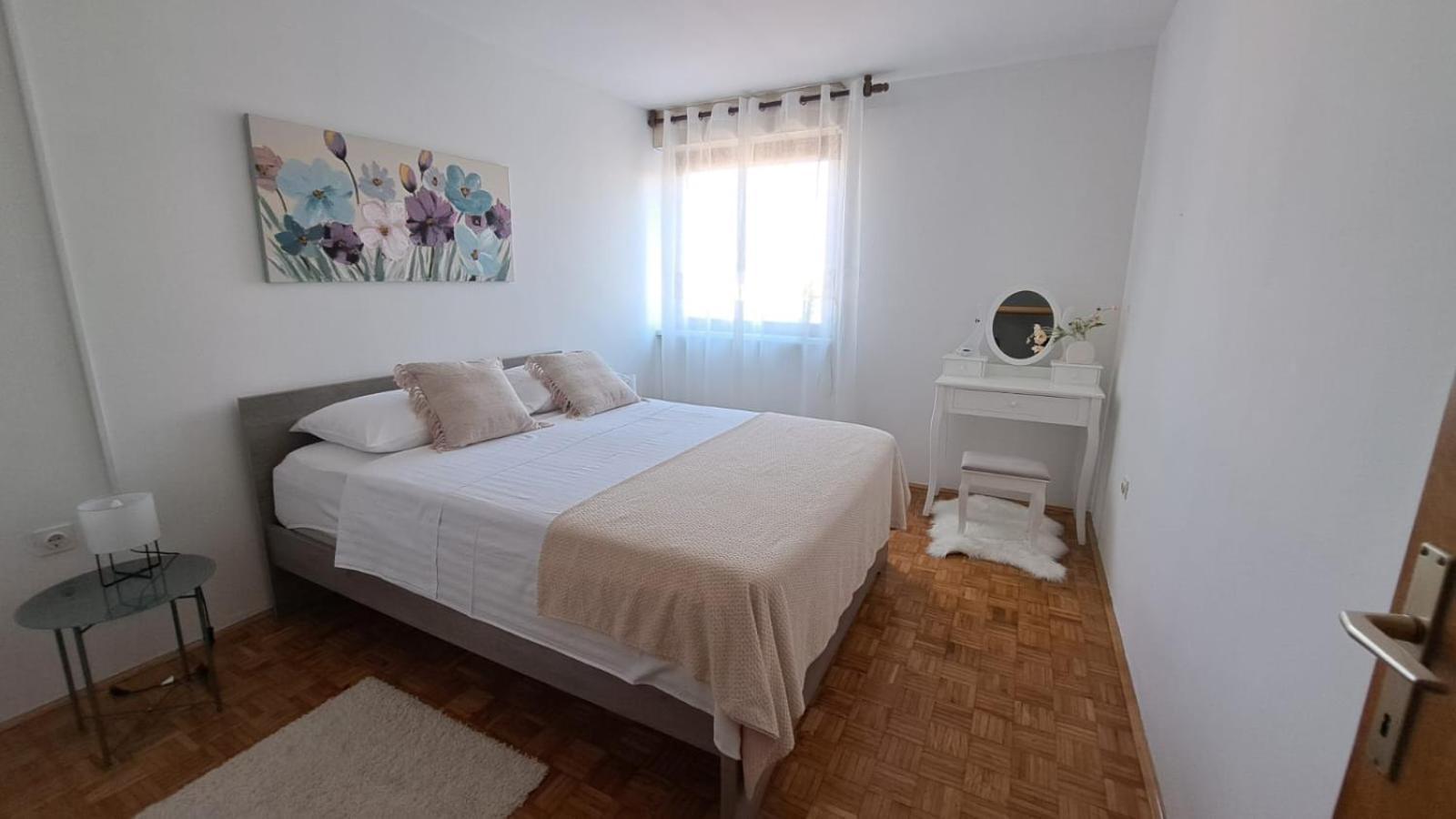 Apartman Tamara Zara Esterno foto